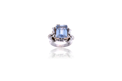 Anello con pietra - Asta Preziosi
