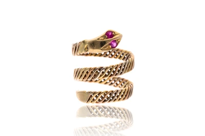 Anello con rubini - Asta Preziosi