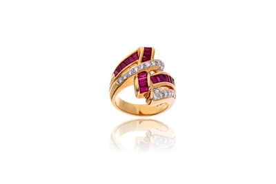 Anello con rubini e diamanti - Asta Preziosi