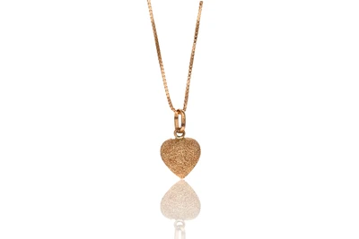 Collana con ciondolo in oro - Asta Preziosi