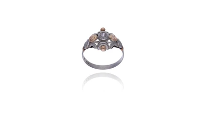 Anello con diamante - Asta Preziosi