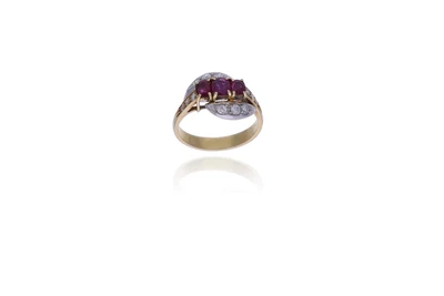 Anello con rubini e diamanti - Asta Preziosi