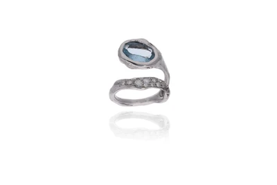 Anello con acquamarina e diamanti - Asta Preziosi