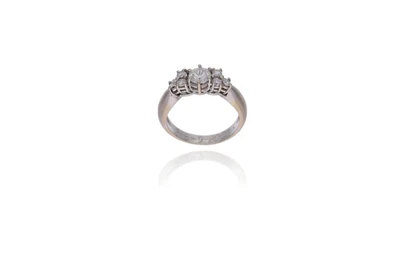 Anello con diamanti - Asta Preziosi