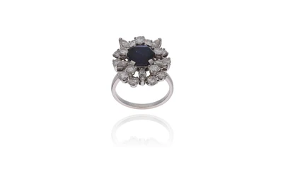 Anello con zaffiro e diamanti - Asta Preziosi