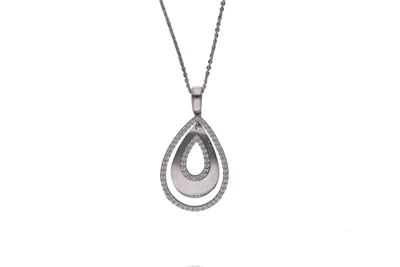 Collana con ciondolo con pietre - Asta Preziosi