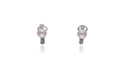 Orecchini con diamanti perle coltivate - Asta Preziosi Orecchini con diamanti perle coltivate - Asta Preziosi