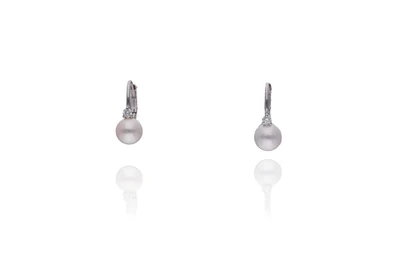 Orecchini con perle coltivate e diamanti - Asta Preziosi Orecchini con perle coltivate e diamanti - Asta Preziosi