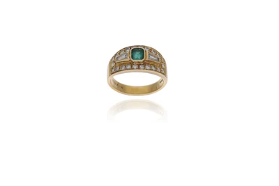 Anello con smeraldo e diamanti - Asta Preziosi Anello con smeraldo e diamanti - Asta Preziosi