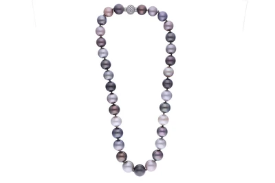 Collana di perle Mari del Sud e diamanti - Asta Preziosi Collana di perle Mari del Sud e diamanti - Asta Preziosi