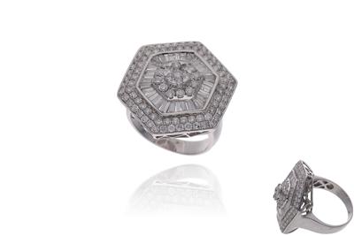 Anello esagonale con diamanti - Speciale San Valentino