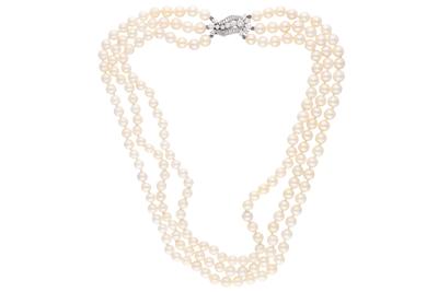 M. Fontana, collana di perle con fermezza in oro con diamanti - Speciale San Valentino