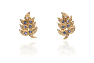 Orecchini a forma di foglia con zaffiri e diamanti - Asta Preziosi