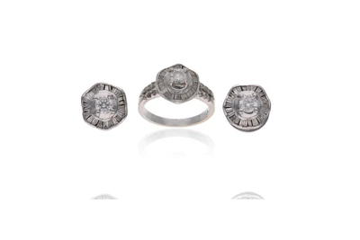 Parure composta da orecchini e anello con diamanti - Asta Preziosi