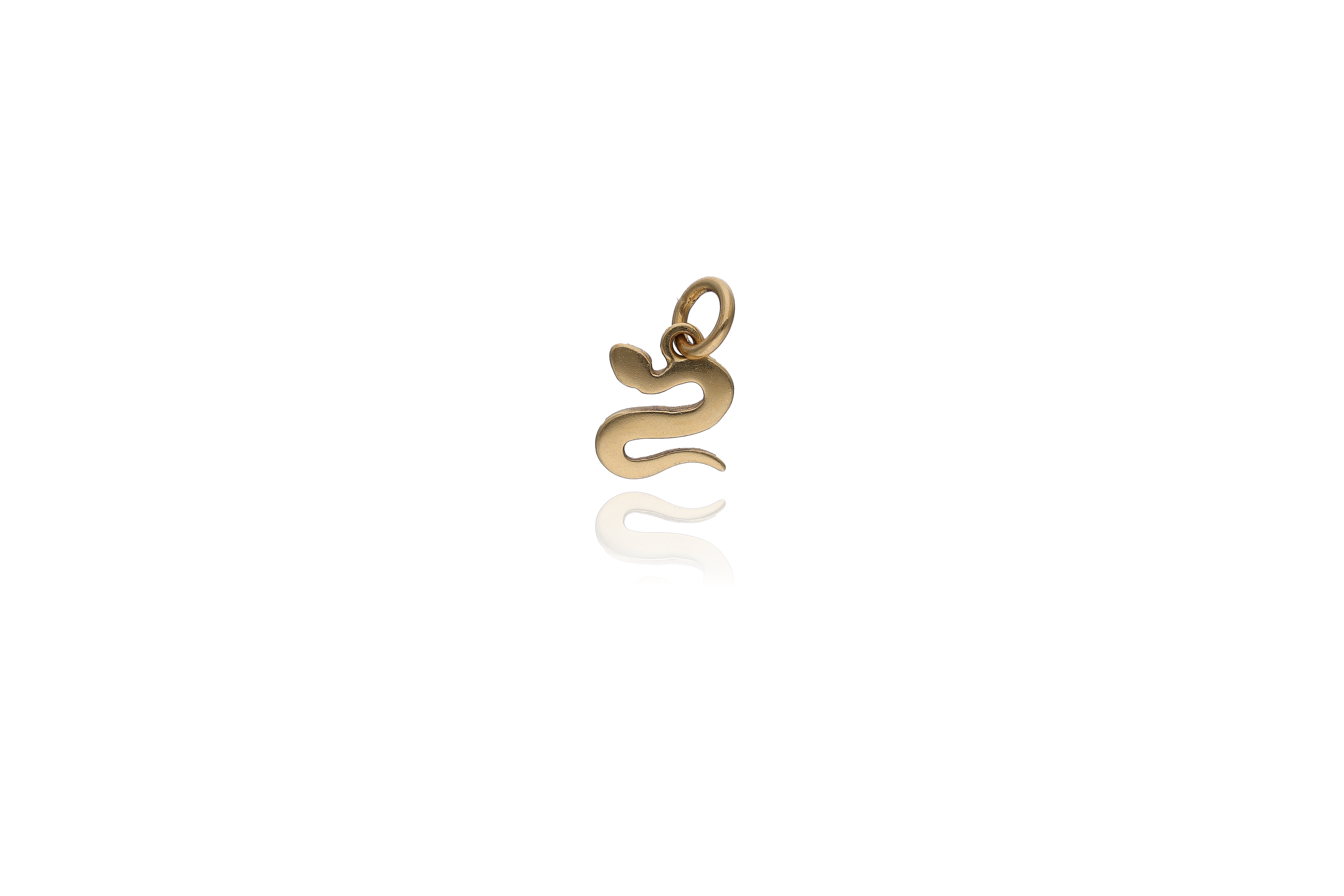 Dodo, ciondolo raffigurante piccolo serpente, realizzato in oro giallo 750 - Asta Preziosi