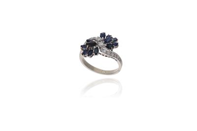 Anello con diamanti e zaffiri - Asta Preziosi Anello con diamanti e zaffiri - Asta Preziosi