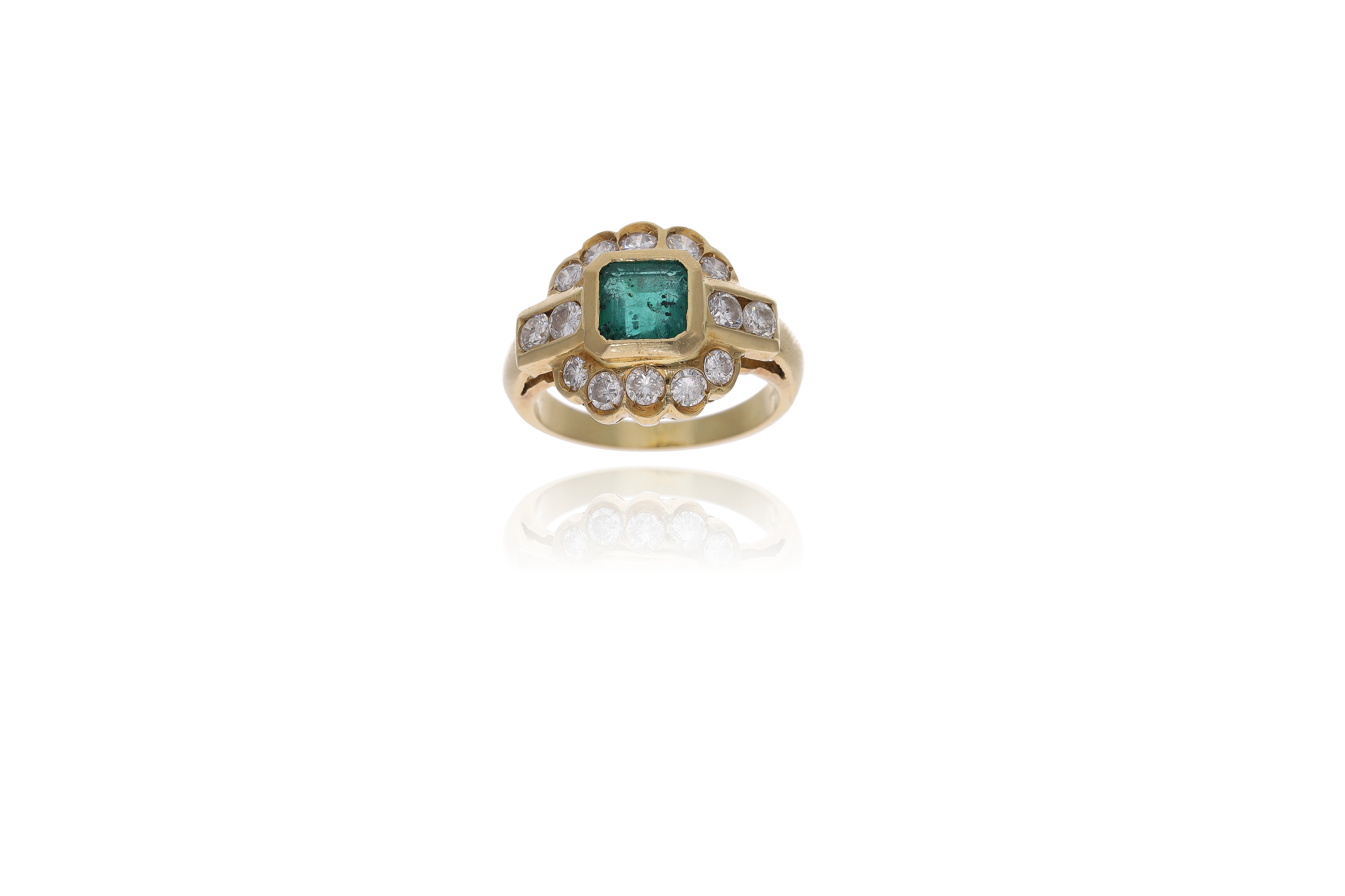 Anello con smeraldo e diamanti - Asta Preziosi
