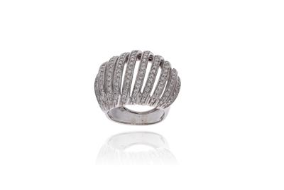 Anello con diamanti, in oro bianco 750 - Asta Preziosi Anello con diamanti, in oro bianco 750 - Asta Preziosi
