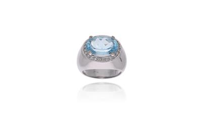 Anello con topazio e diamanti, in oro bianco 750 - Asta Preziosi