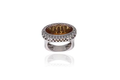 PVG, anello con quarzo e diamanti - Asta Preziosi PVG, anello con quarzo e diamanti - Asta Preziosi