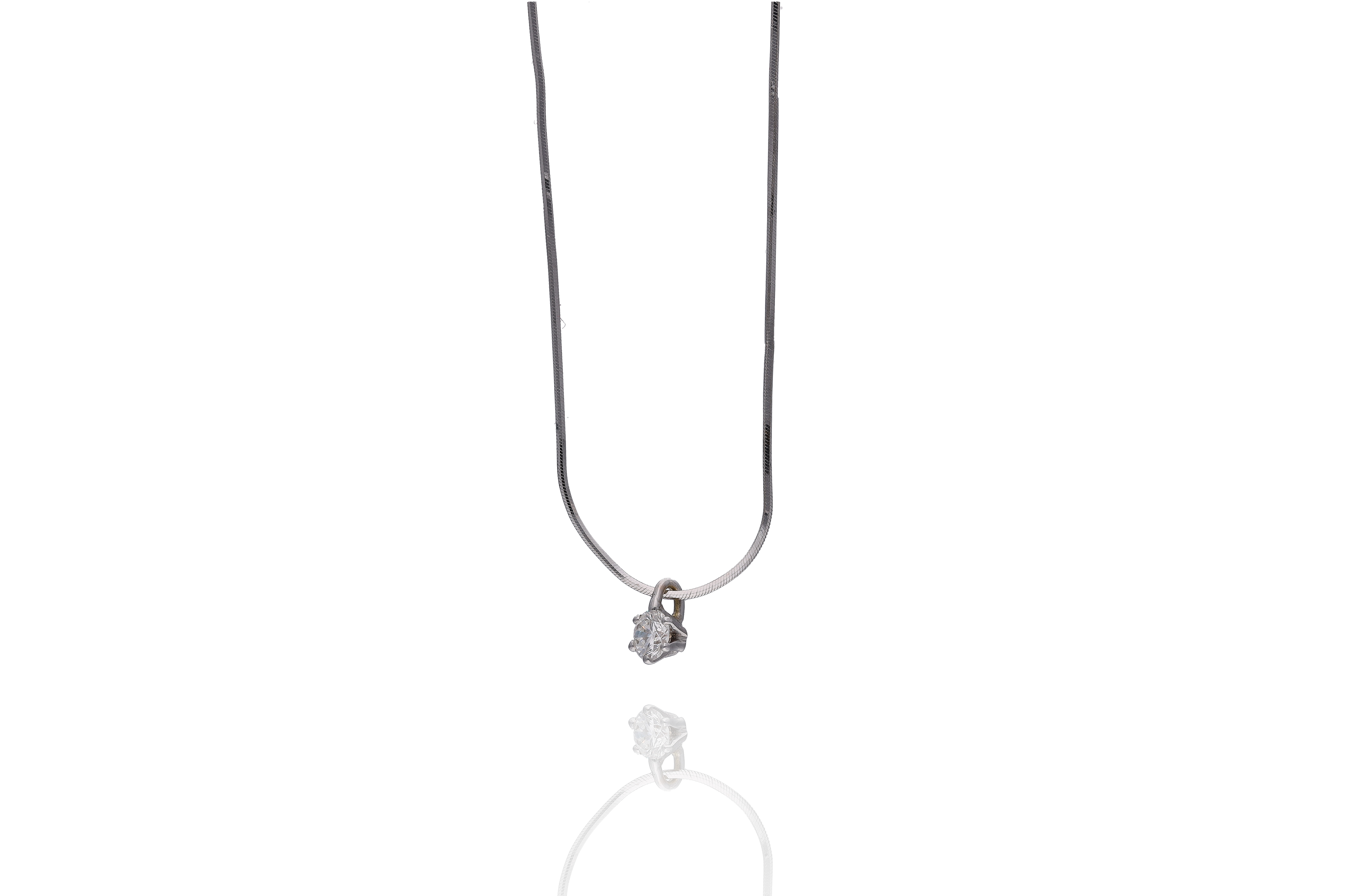 Collana con ciondolo e diamante - Asta Preziosi