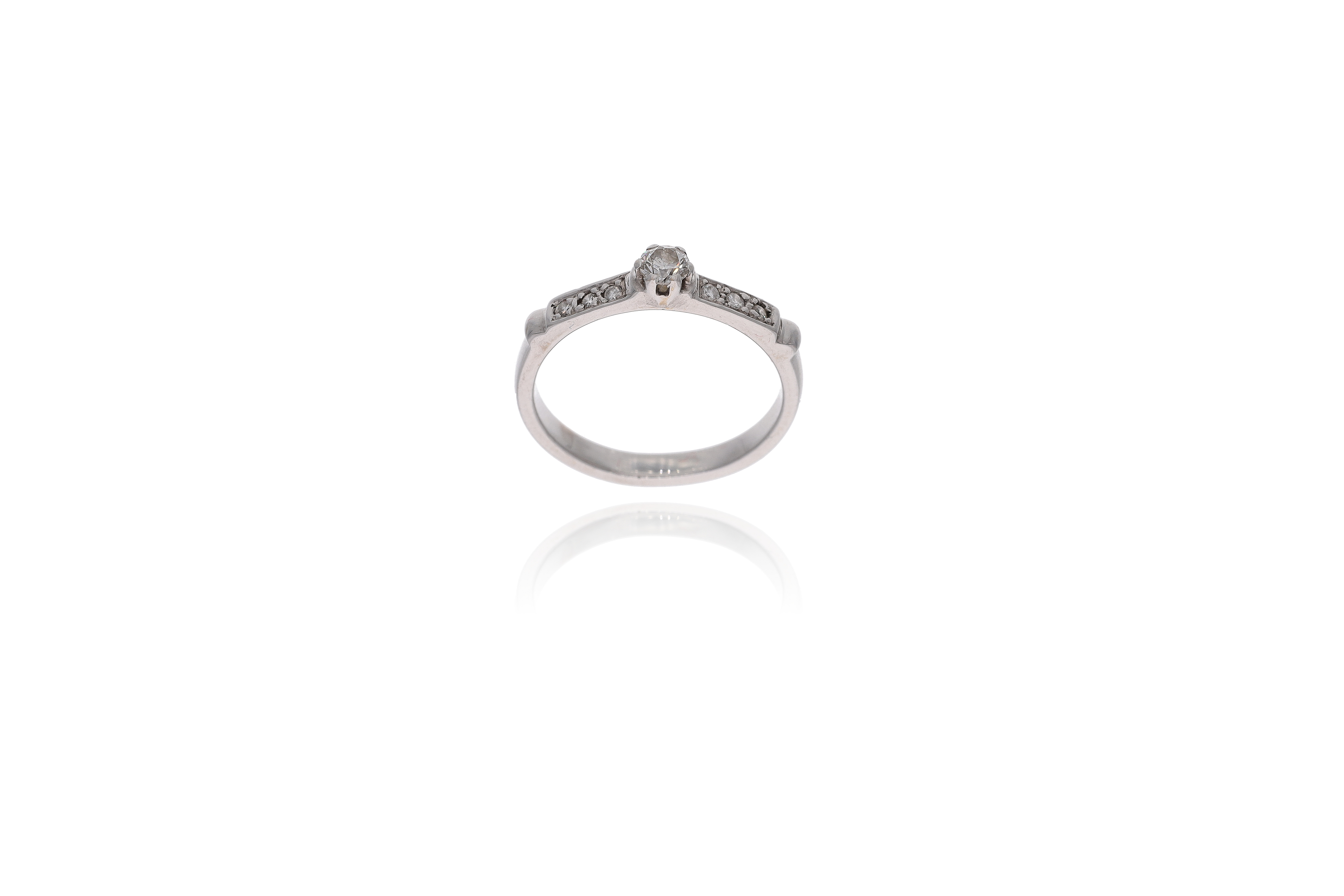 Anello con diamanti - Asta Preziosi