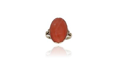 Anello con corallo - Asta Preziosi Anello con corallo - Asta Preziosi