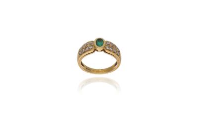 Anello con smeraldo e diamanti - Asta Preziosi Anello con smeraldo e diamanti - Asta Preziosi