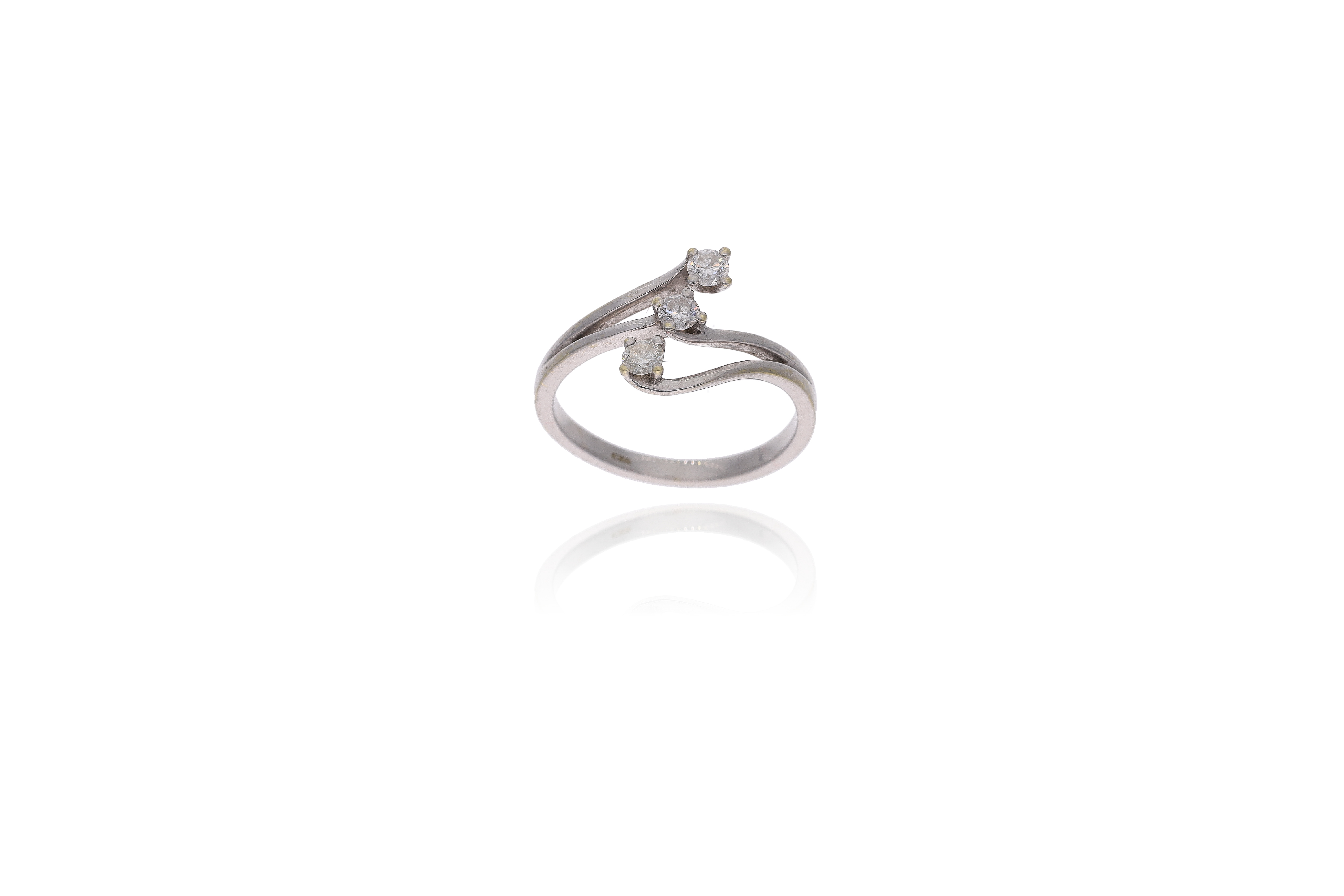Anello con diamanti - Asta Preziosi