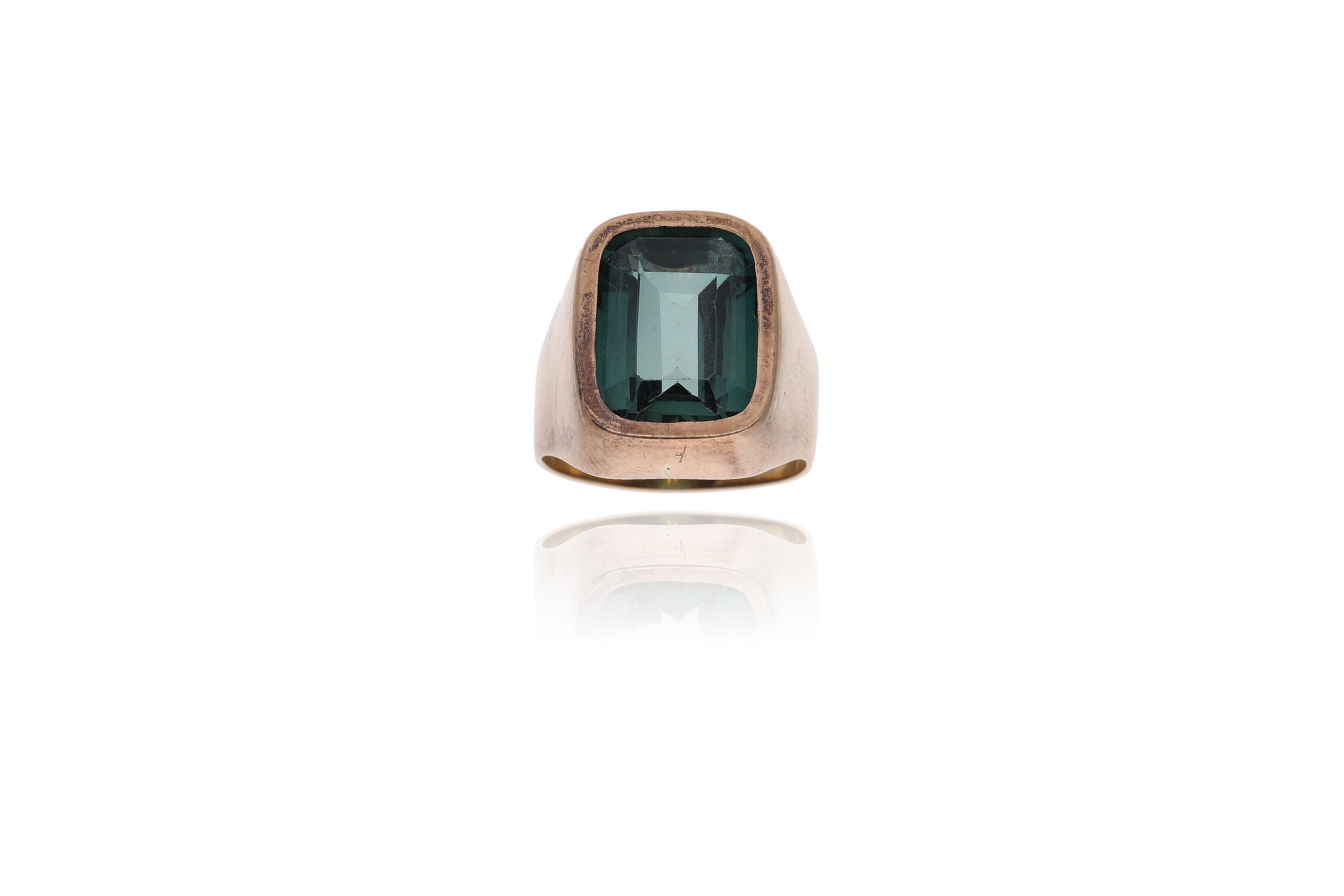 Anello con pietra - Asta Preziosi