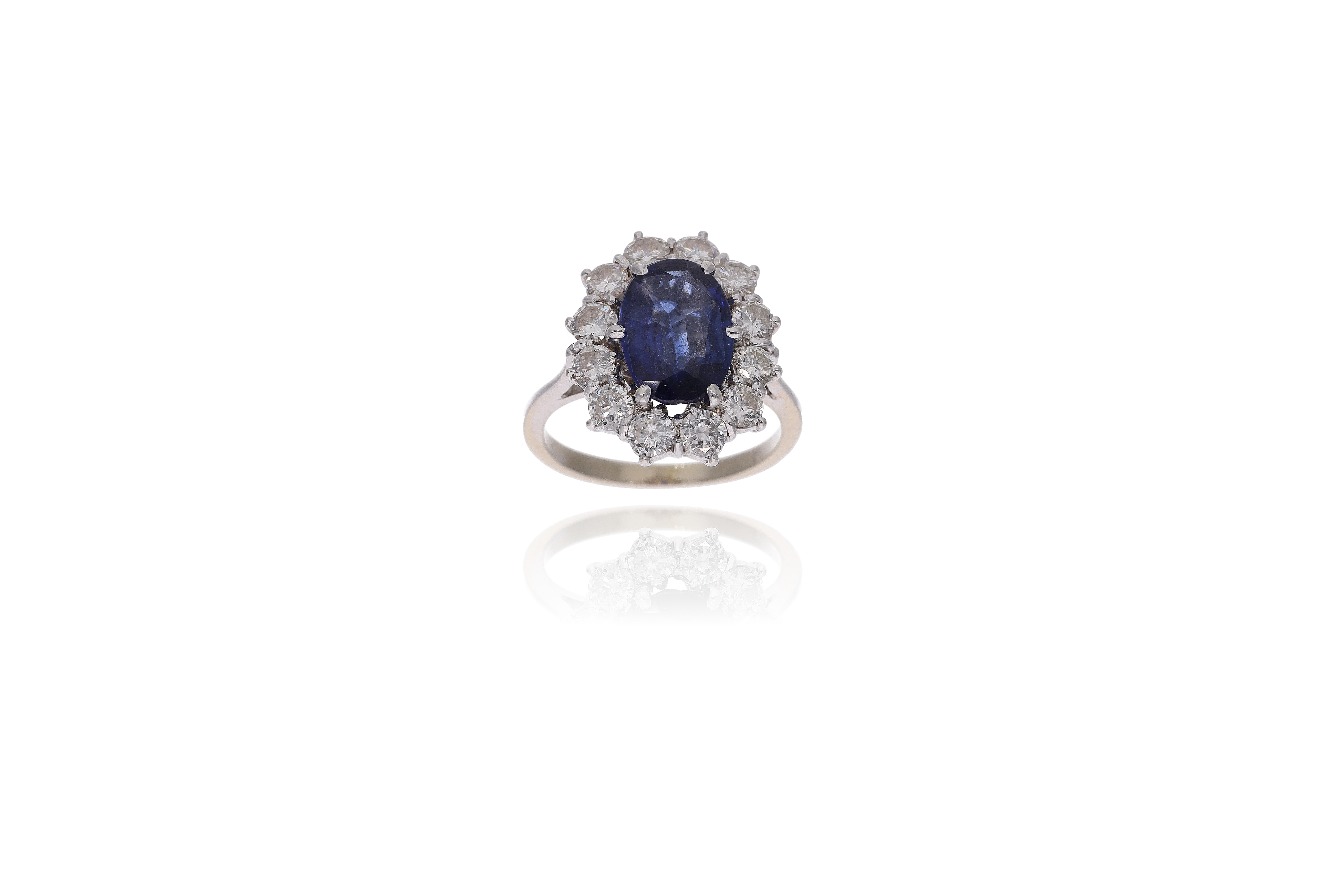 Anello con pietra e diamanti - Asta Preziosi