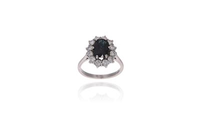 Anello con zaffiro e diamanti - Asta Preziosi Anello con zaffiro e diamanti - Asta Preziosi
