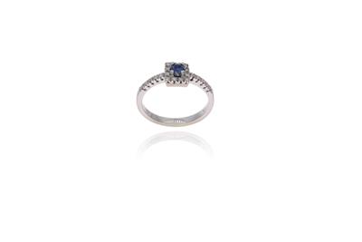 Anello con diamanti e zaffiro - Asta Preziosi