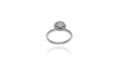 Anello con diamanti, realizzato in oro bianco 750 - Asta Preziosi