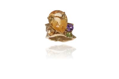 Anello con quarzi gialli, ametista e peridoto - Asta Preziosi