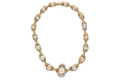 Collana con perle coltivate e diamanti, in oro bicolore 750 - Asta Preziosi