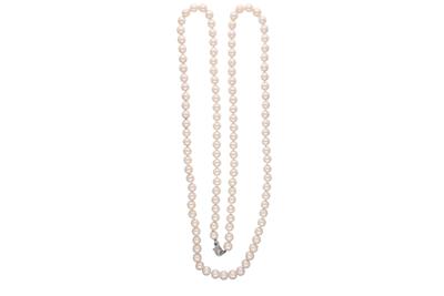 Collana di perle coltivate e diamanti - Asta Preziosi