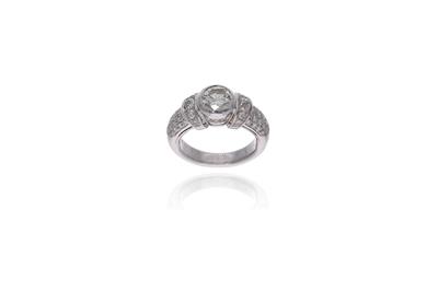 Anello con diamanti - Asta Preziosi