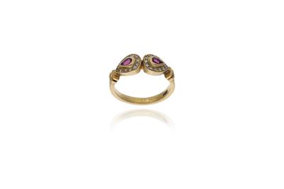 Anello con rubini e diamanti in oro - Asta Preziosi
