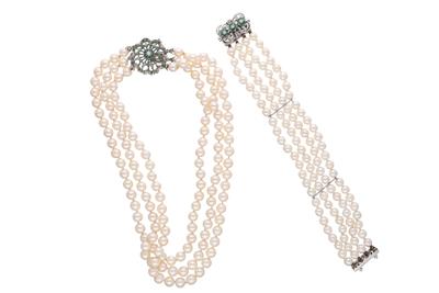 Parure con perle coltivate, diamanti e smeraldi - Asta Preziosi