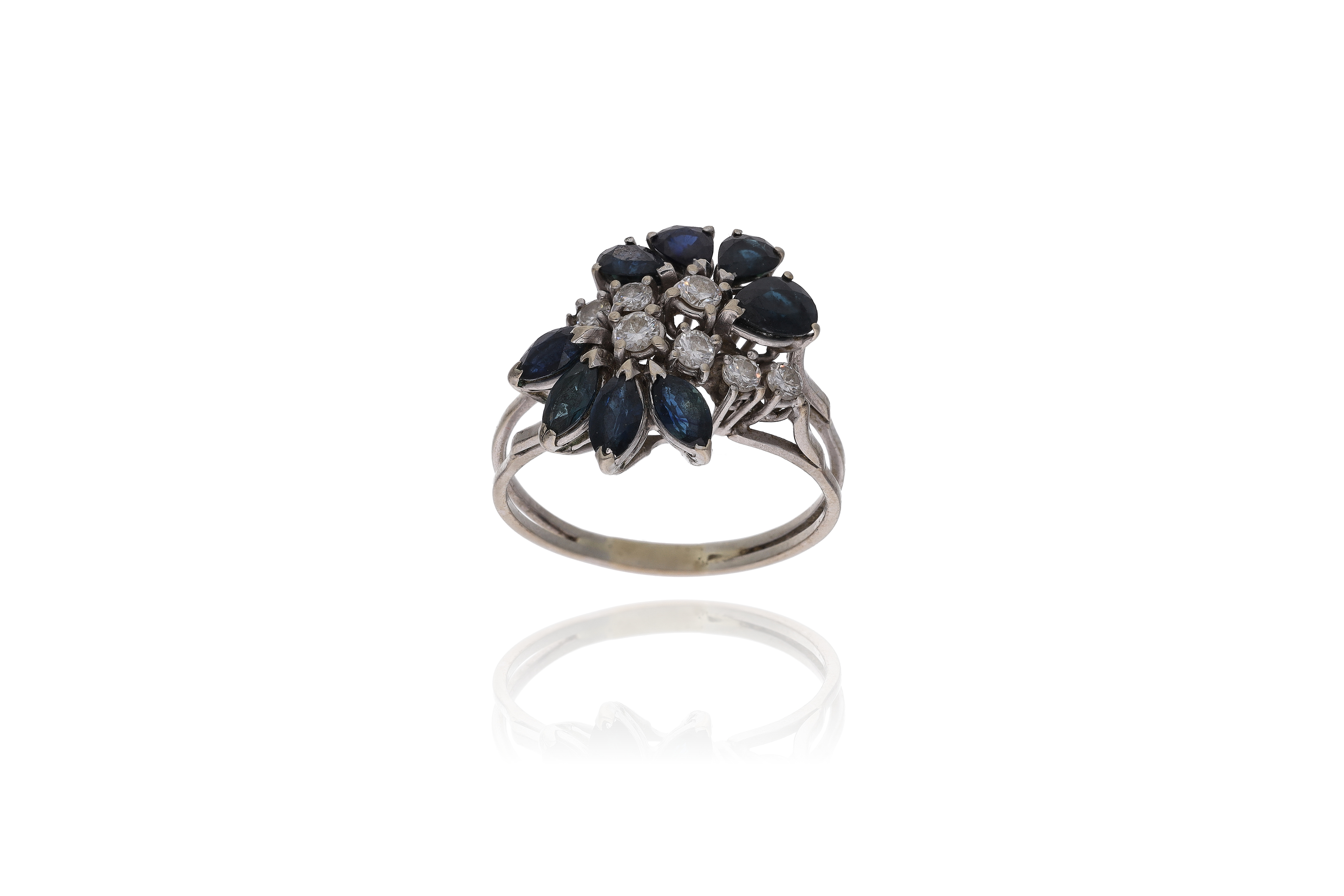 Anello con diamanti e zaffiri - Asta Preziosi