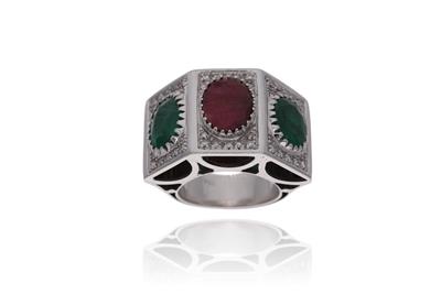 Anello con corindone, smeraldi e diamanti - Asta Preziosi