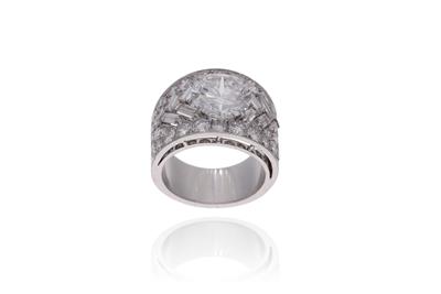 Anello con diamanti - Asta Preziosi