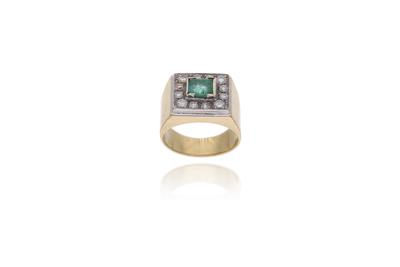 Anello con diamanti e smeraldo - Asta Preziosi Anello con diamanti e smeraldo - Asta Preziosi