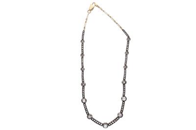 Collana con diamanti e perle coltivate - Asta Preziosi Collana con diamanti e perle coltivate - Asta Preziosi