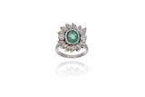 Anello con smeraldo, diamanti - Asta Preziosi Anello con smeraldo, diamanti - Asta Preziosi