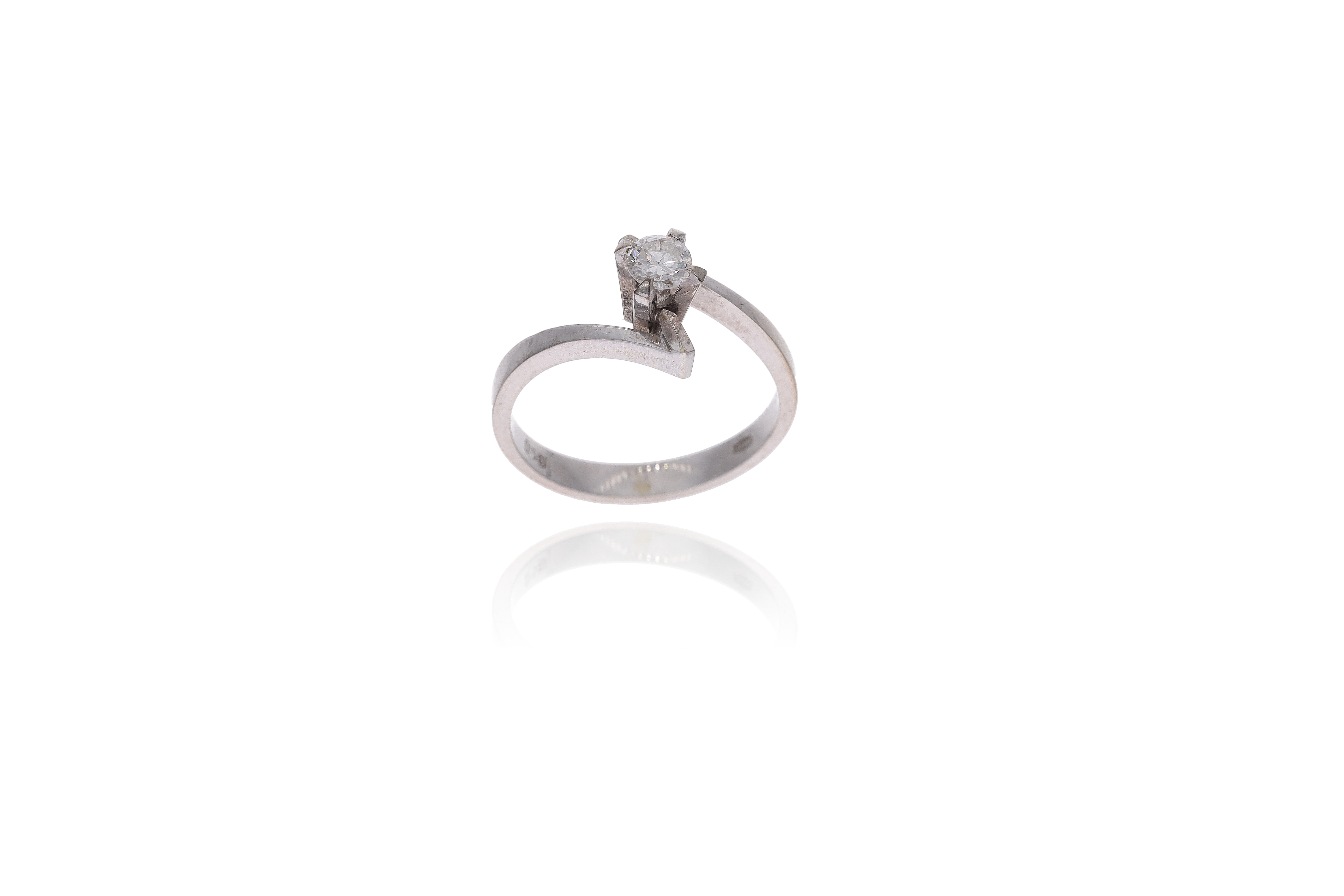 Anello con diamante - Asta Preziosi