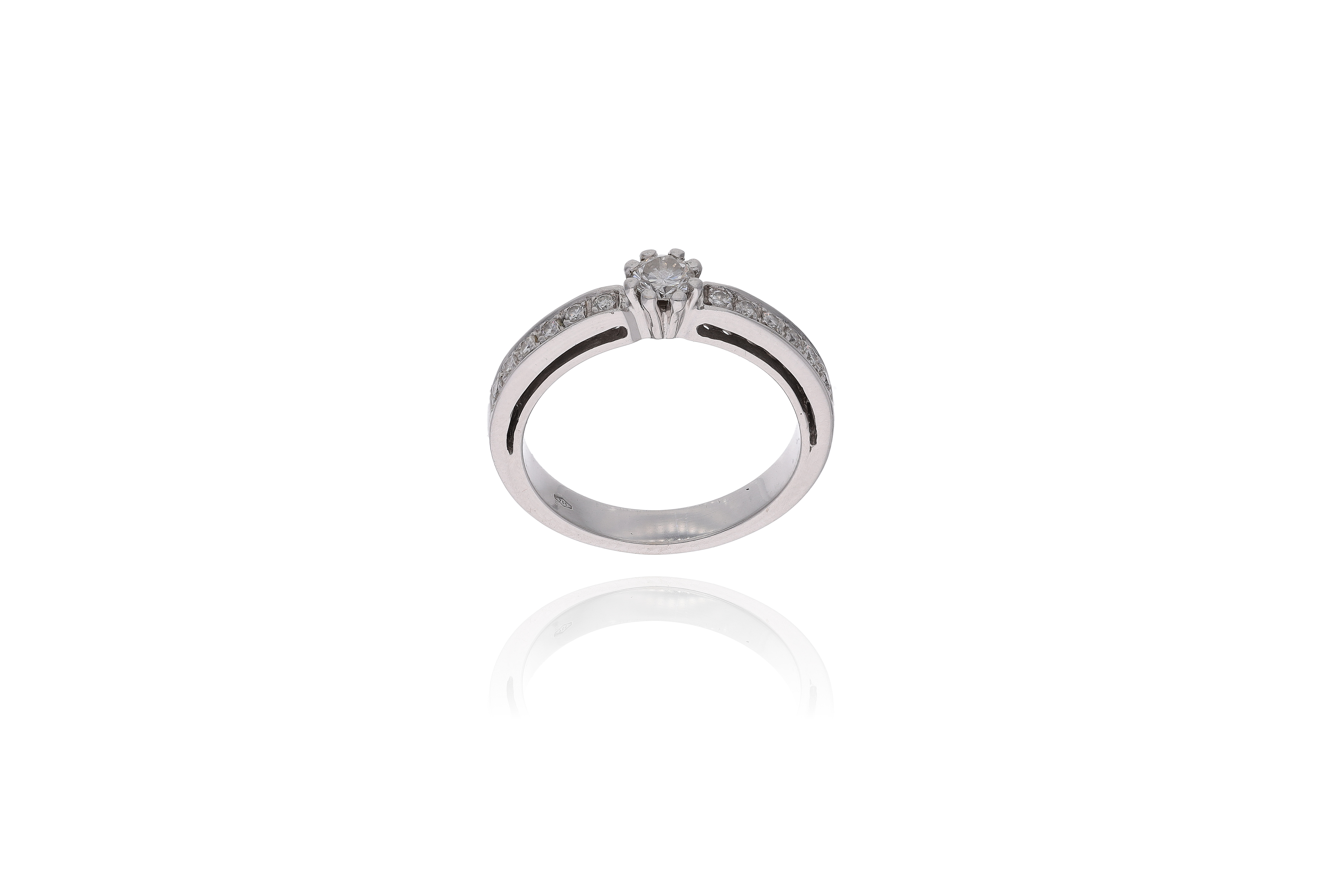Anello con diamanti - Asta Preziosi