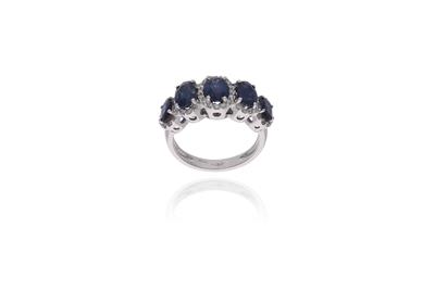 Anello con zaffiri, pietre e diamanti - Asta Preziosi Anello con zaffiri, pietre e diamanti - Asta Preziosi