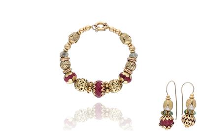 Parure orecchini e bracciale con pietre e perle coltivate - Asta Preziosi Parure orecchini e bracciale con pietre e perle coltivate - Asta Preziosi
